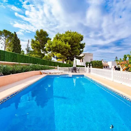 Lucia - Azulenacalpe Villa *